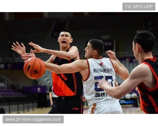 看CBA和中超联赛：如何同时享受CBA和中超联赛的精彩